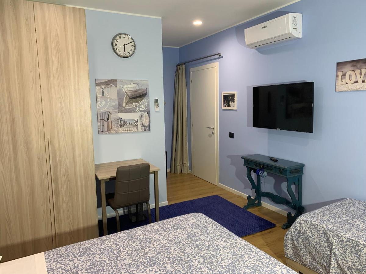 Bed & Breakfast Indi Thelar Villa Guardia ภายนอก รูปภาพ